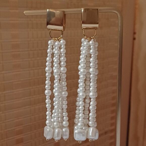J. Crew Freshwater Pearl Statement Earrings NWT - Picture 5 of 7